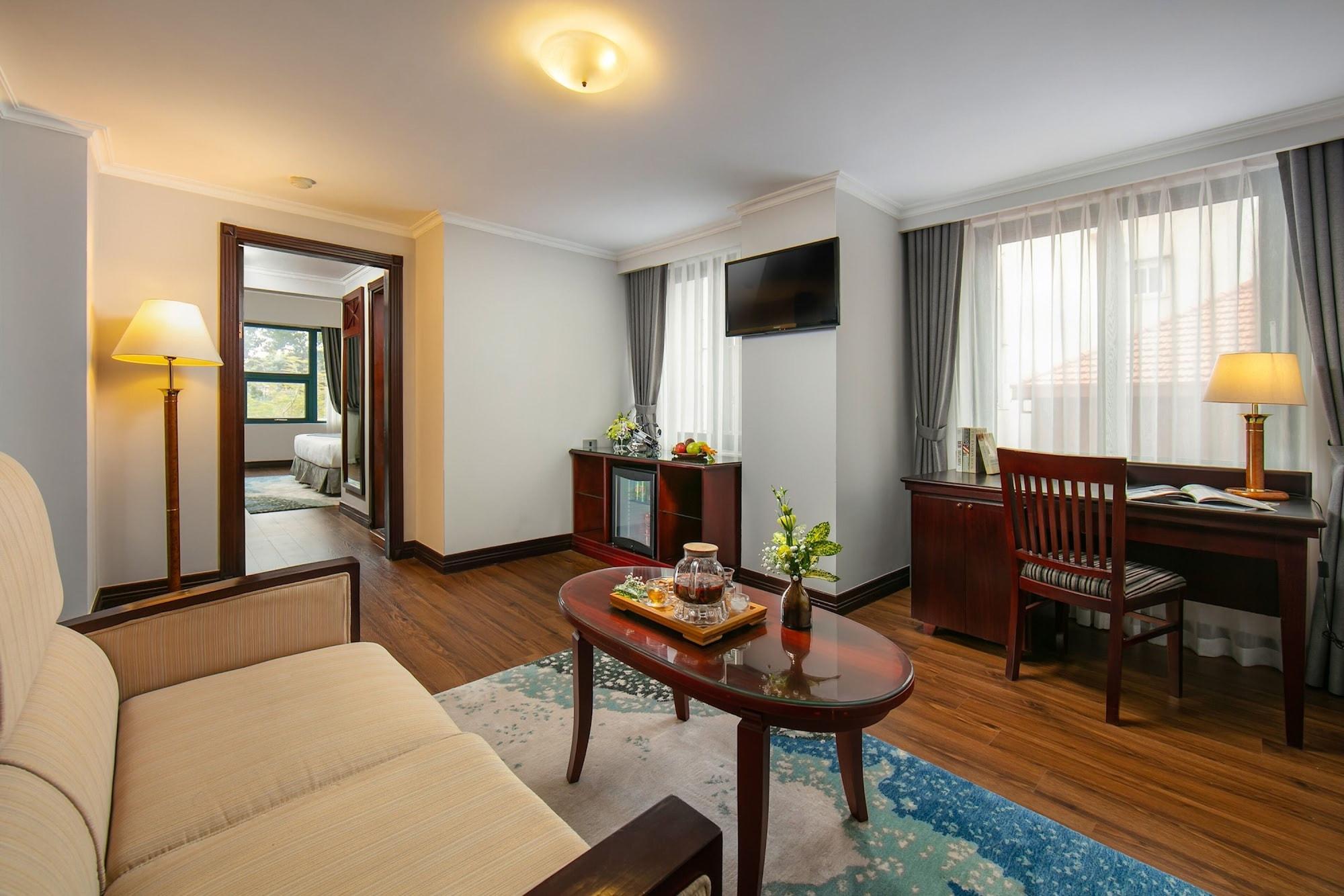 The Tray Hotel Hải Phòng Extérieur photo